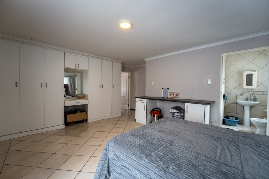 4 Bedroom Property for Sale in Walmer Eastern Cape